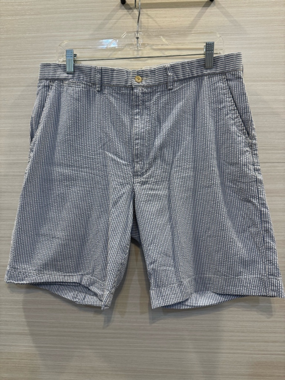 Polo by Ralph Lauren Blue and White Seersucker Flat-Front Shorts size 35